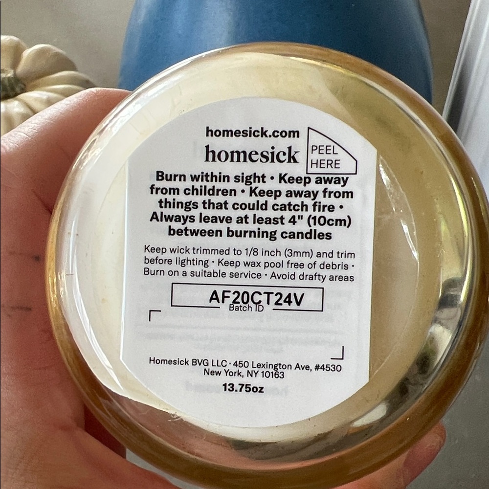 Yankee Stadium Homesick Candle - Blue - Picture 9 of 9